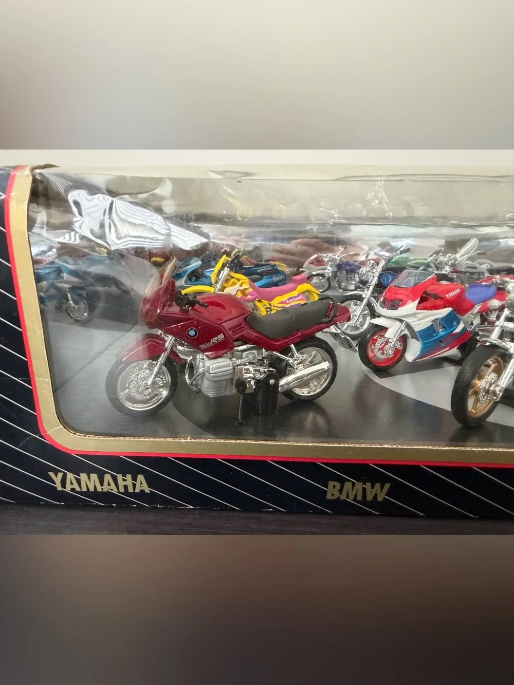 Vintage 1995 Maisto 1:18 Motorcycle Collection Set of 9 Diecast Bikes BMW Yamaha